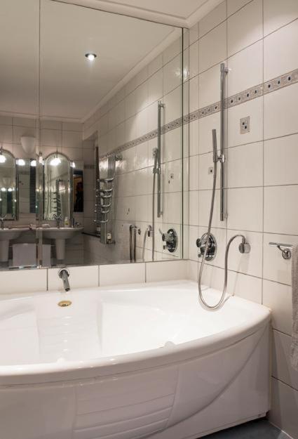 Appartement Deluxeapartman à Nyíregyháza Chambre photo